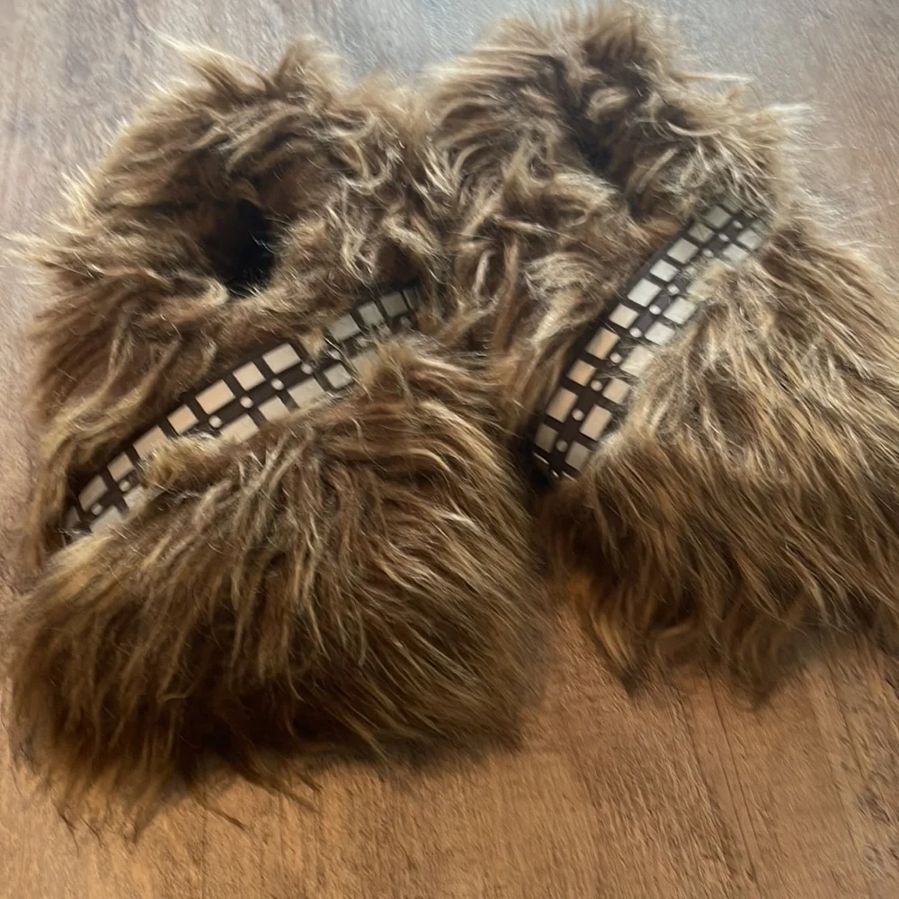 Chewbacca Star Wars slippers